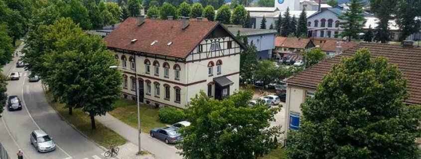 PRODAJNO -  REVIJALNA IZLOŽBA LIKOVNIH OSTVARENJA UDRUŽENJA SLIKARA „REKOS" 1