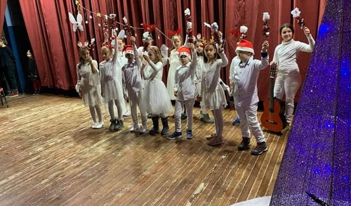 U OKVIRU „SNJEŽNOG GRADA" SINOĆ JE ODRŽAN POLUGODIŠNJI KONCERT MUZIČKOG DRUŠTVA „ISIDOR BAJIĆ" 1