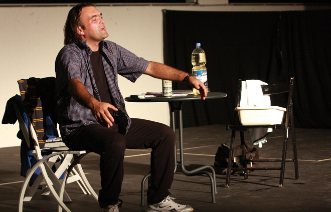 “СУМРАК У БЕЧКОМ ХАУСТОРУ”-МОНОДРАМА ДАРКА МАРКОВА О ЖИВОТУ У БЕЧУ 1