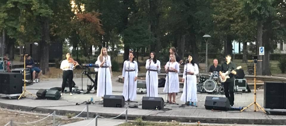 ODRŽAN KONCERT ETNO GRUPE ,,IVA" 1