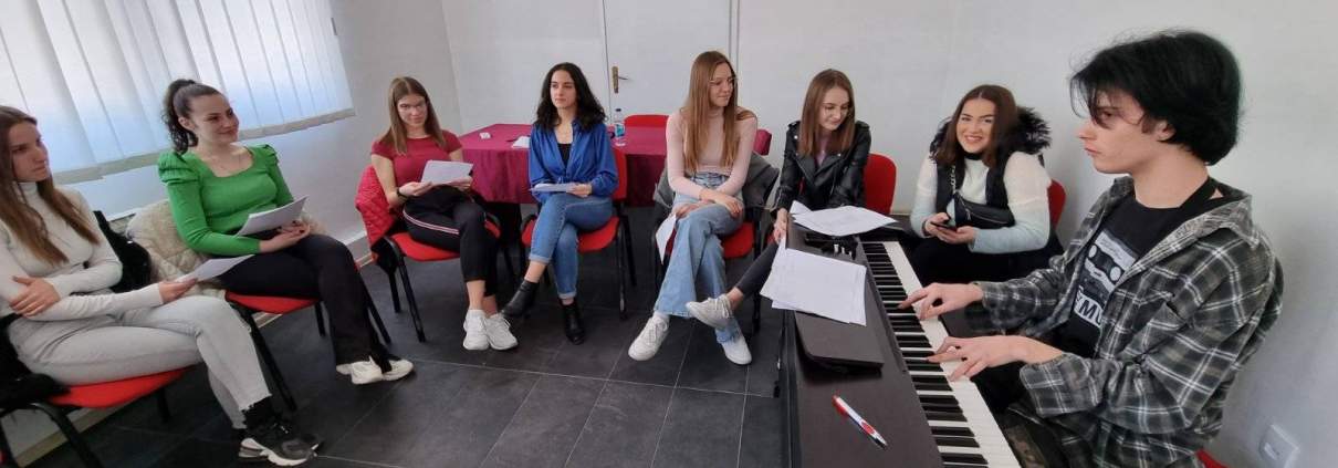 ДАНИ ПОЕЗИЈЕ У ТЕСЛИЋУ 1