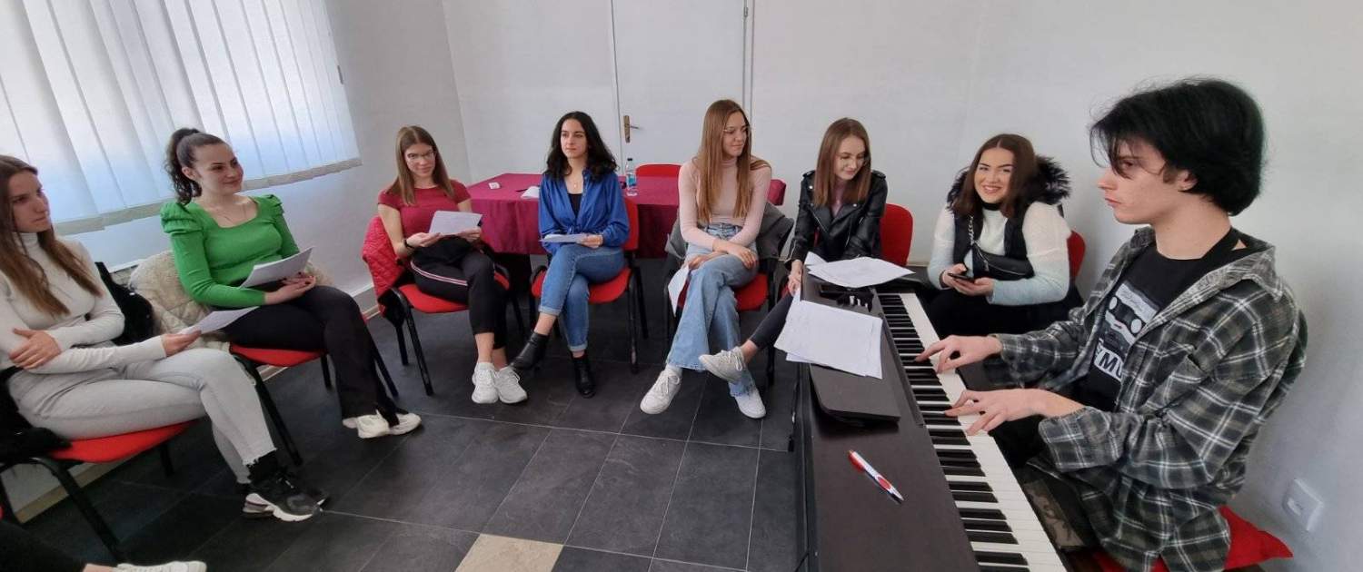 ДАНИ ПОЕЗИЈЕ У ТЕСЛИЋУ 1