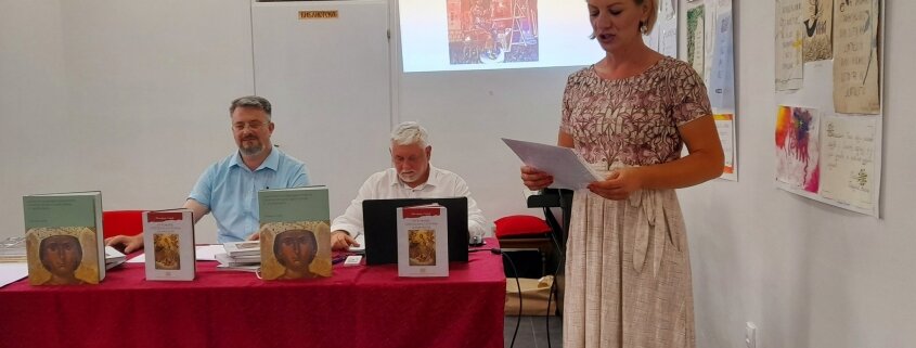 ODRŽANA PROMOCIJA KNJIGA: ,,DJELA I STILOVI UMJETNOSTI SRPSKE PRAVOSLAVNE CRKVE U DALMACIJI" I ,,PUTOVANJE SRPSKOM KULTUROM DALMACIJE" 5