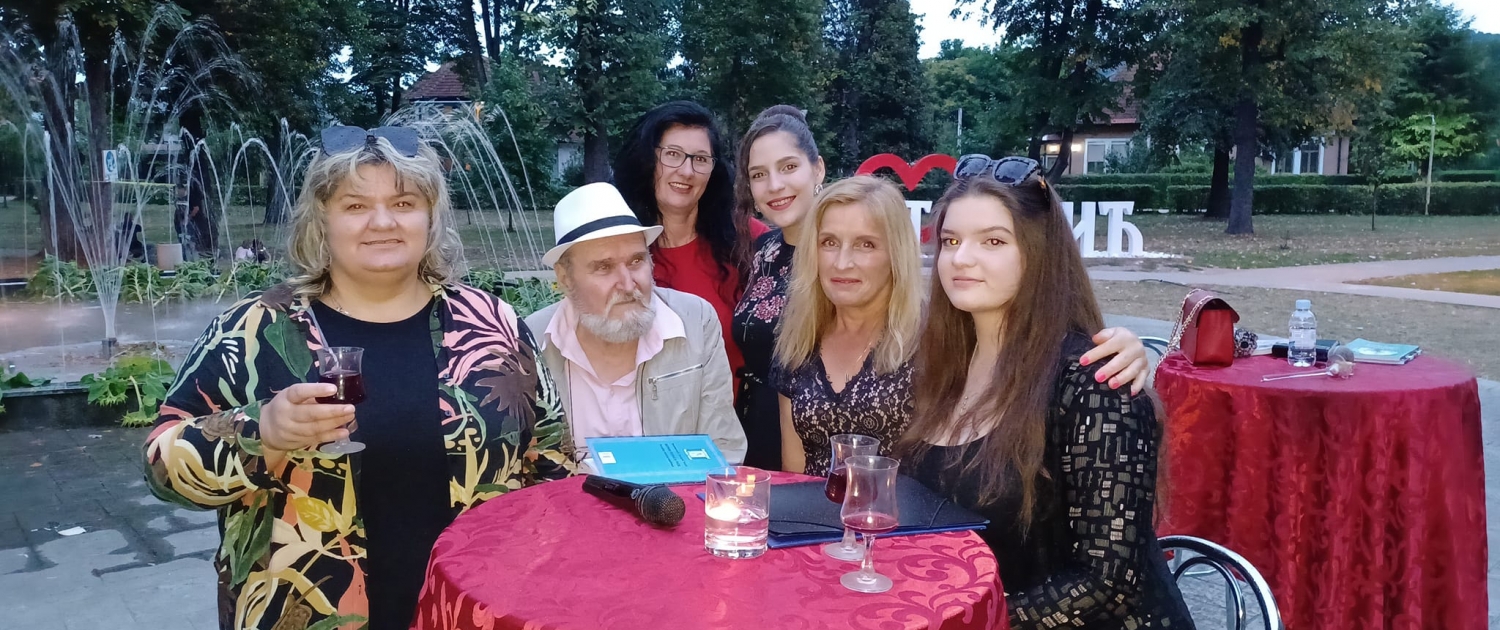 ВЕЧЕ ПОЕЗИЈЕ, ВИНА И ГИТАРЕ 6