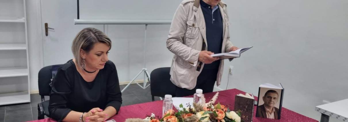 ПРОМОЦИЈА КЊИГЕ ,,ТРАВАРЕВ НАСЛЕДНИК", МИРОСЛАВА АЛЕКСИЋА 1