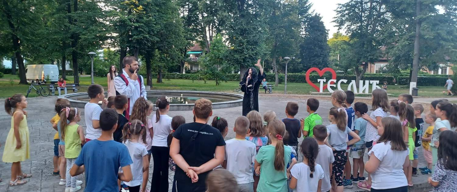 ПРЕДСТАВА ,,КАМЕН МУДРОСТИ" У ТЕСЛИЋКОМ ПАРКУ 4