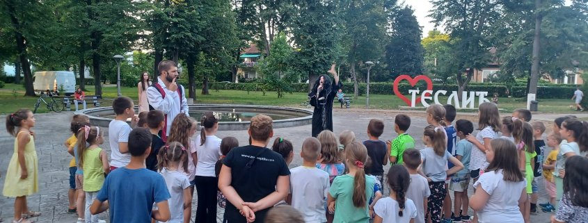 PREDSTAVA ,,KAMEN MUDROSTI" U TESLIĆKOM PARKU 4