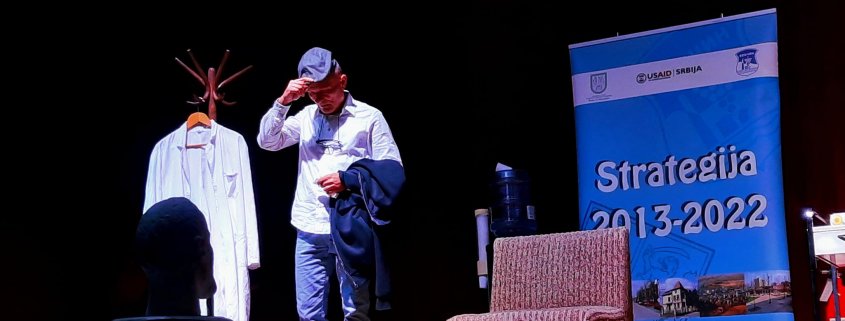 ZAVRŠEN 6. FESTIVAL AMATERSKIH POZORIŠTA ,,EX-JU" U TESLIĆU 1