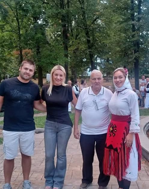  ВЕЧЕ ФОЛКЛОРА У ГРАДСКОМ ПАРКУ – УСПЈЕШНО ОДРЖАН КОНЦЕРТ КУД-ова „ РАДОСТ“ И „НАШИ ОБИЧАЈИ 4