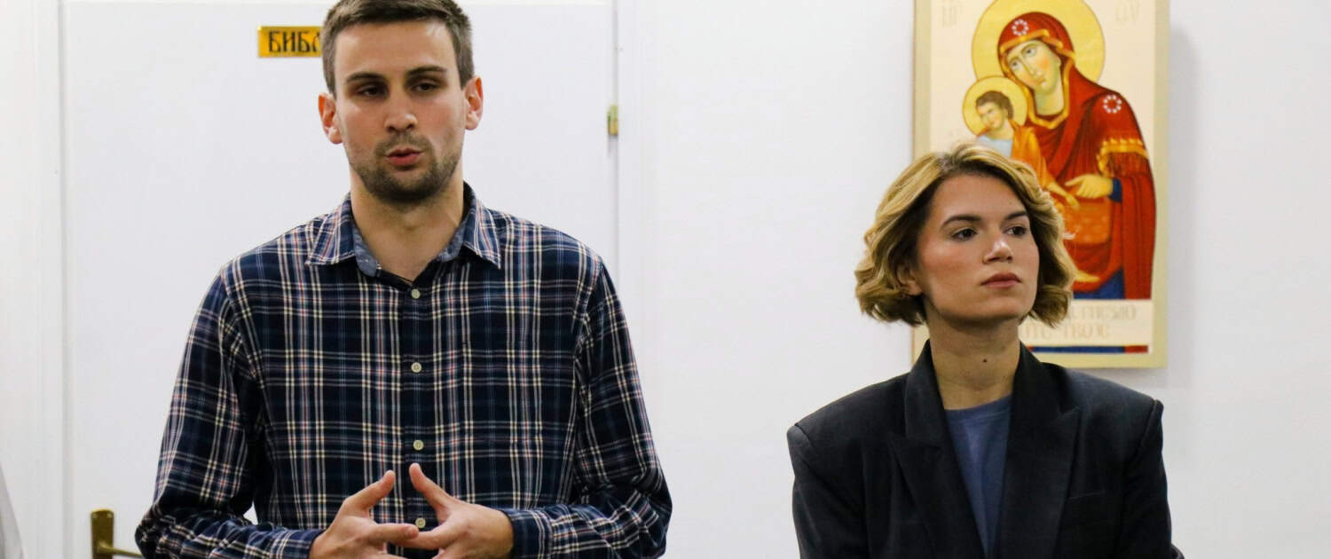 Отворена изложба „Со земљи“ у Теслићу - духовност као надахнуће ликовног стварања 1