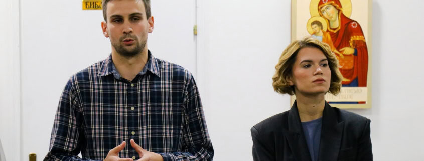 Otvorena izložba „So zemlji“ u Tesliću - duhovnost kao nadahnuće likovnog stvaranja 1