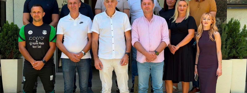 VEČE ZA PAMĆENjE U TESLIĆU: ROK SPEKTAKL JU GRUPE ZA VIJEK PONOSA FK „PROLETER“ 3